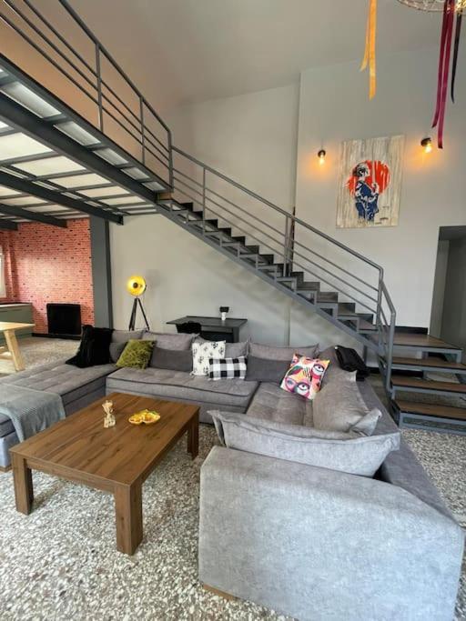 Ferienwohnung Πανέμορφο Design,Ηλιόλουστη Ισόγεια Μεζονέτα Kastoria Exterior foto